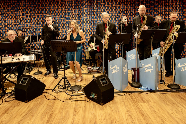 Small Band 2003 1x640